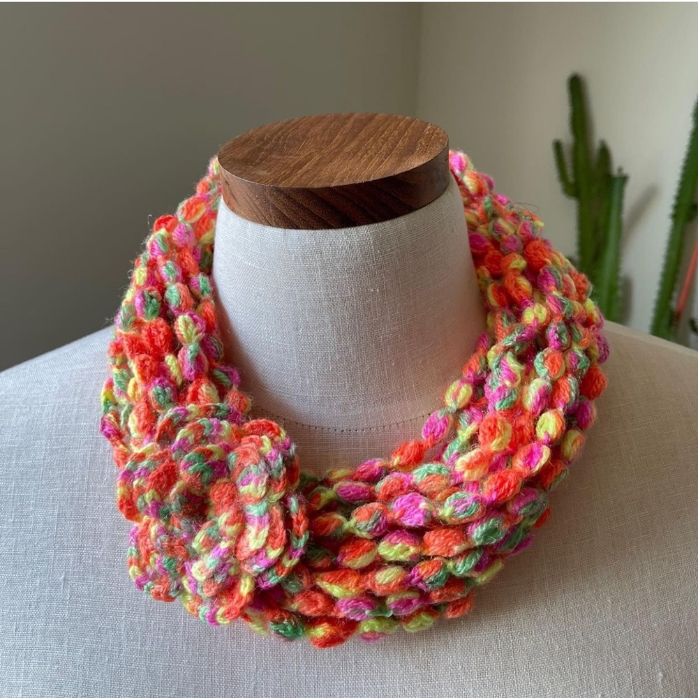 BRAND NEW - WOOLEN HANDMADE CROCHET NECKLACE - NECK WARMER - Multicolor Neon